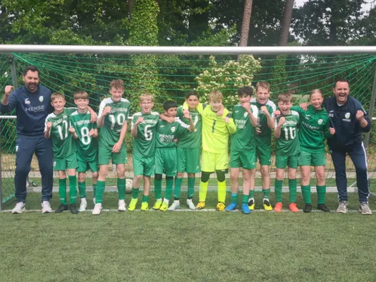 Die D4-Junioren werden mit 13 Punkten Vorsprung Meister