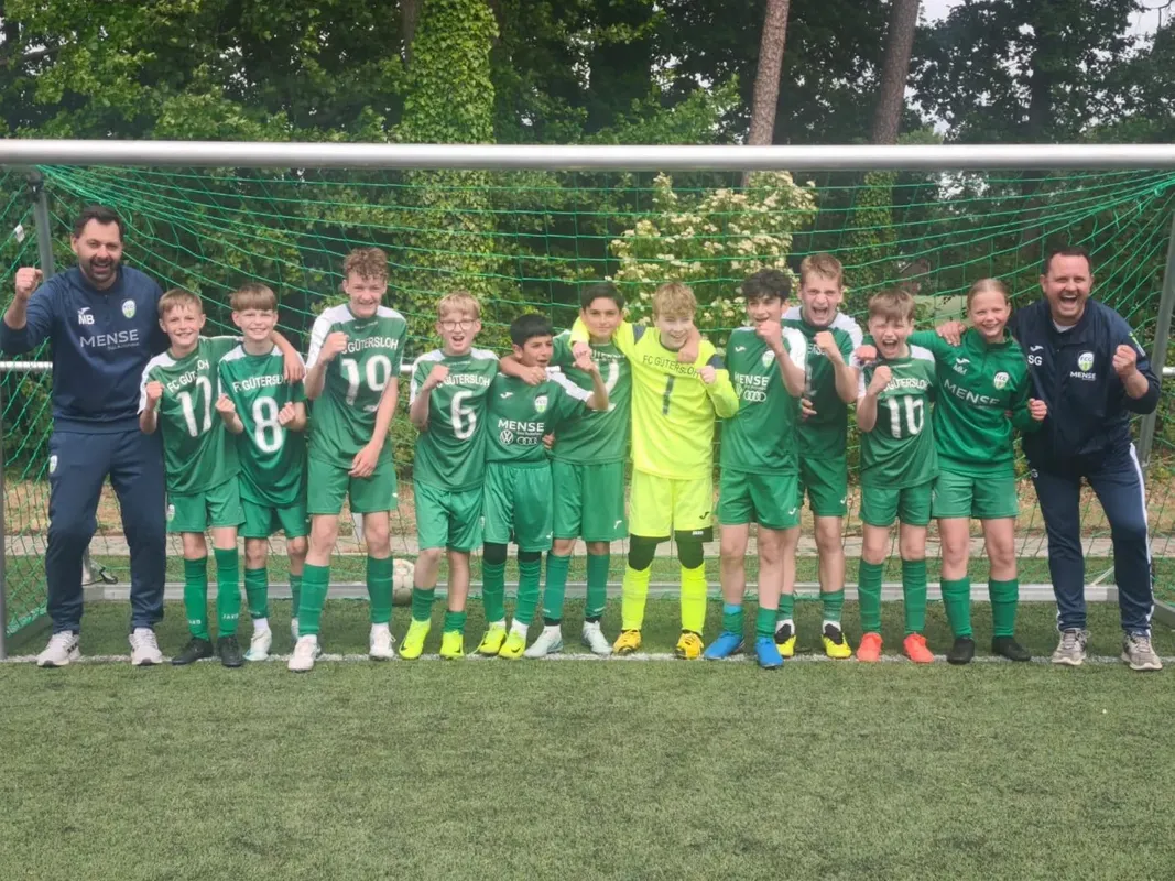 Die D4-Junioren werden mit 13 Punkten Vorsprung Meister