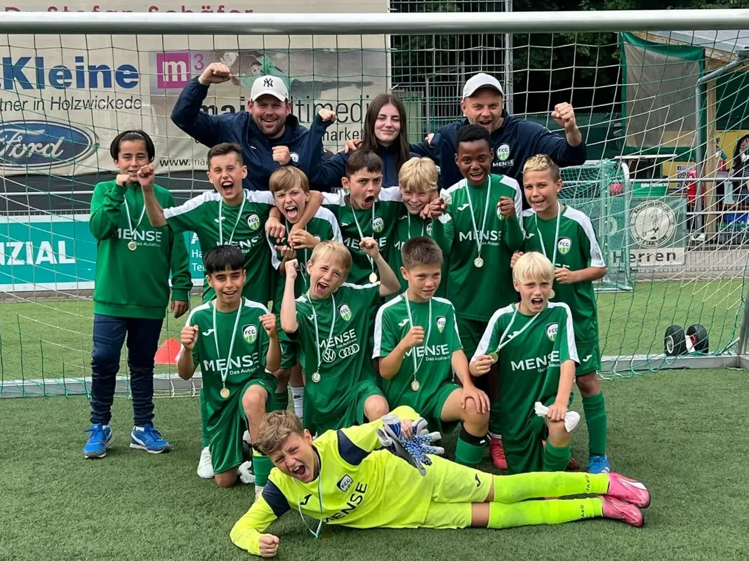 Dritter in Sölde! Die E1-Junioren spielen mit Topteams 