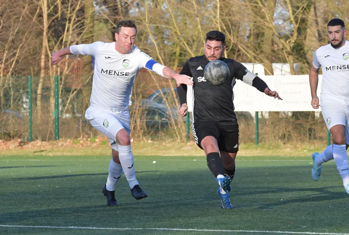 FCG II dreht Spiel gegen SC Halle und holt auf - 3:2