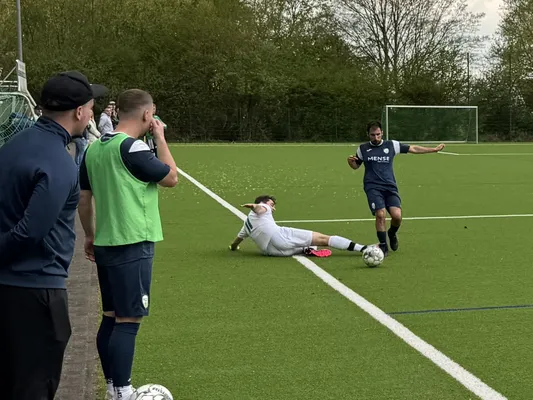 Die Dritte erkämpft ein 2:2 gegen SW Marienfeld