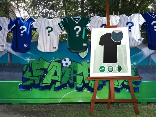 Gegen den Wuppertaler SV im neuen FCG-Heimtrikot