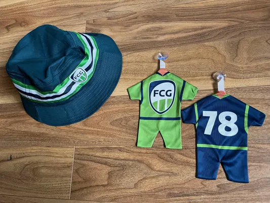 Fischerhüte und Minitrikots erhältlich - Interessentenliste