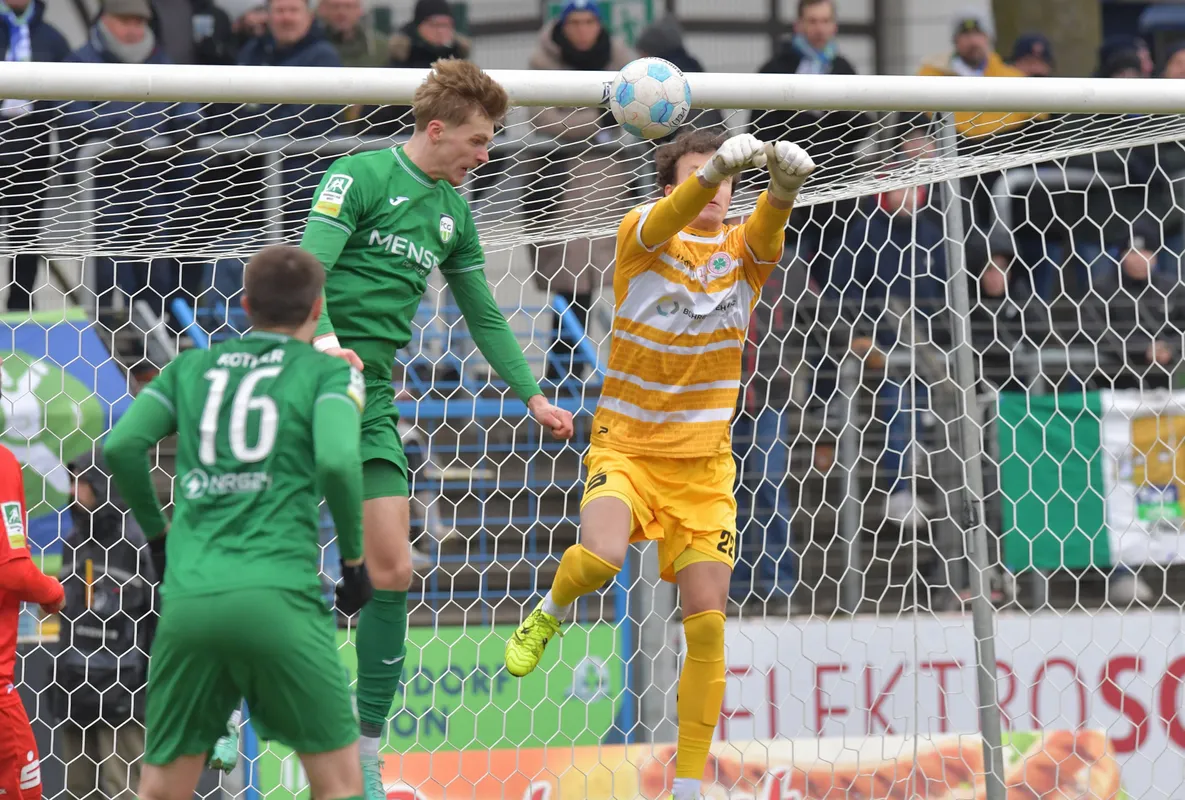 Highlights: Luis Frieling und Patrik Twardzik treffen