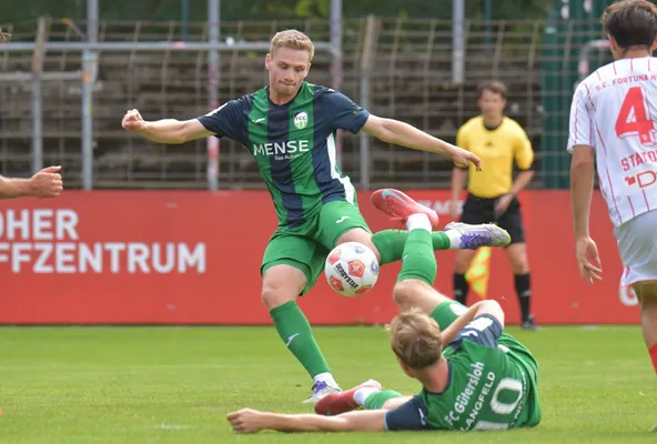 Westfalenpokal-Spiel bei SuS Bad Westernkotten in Delbrück