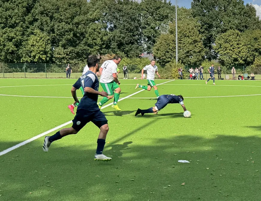 FC Gütersloh III verliert 0:6 gegen Aramäer Gütersloh