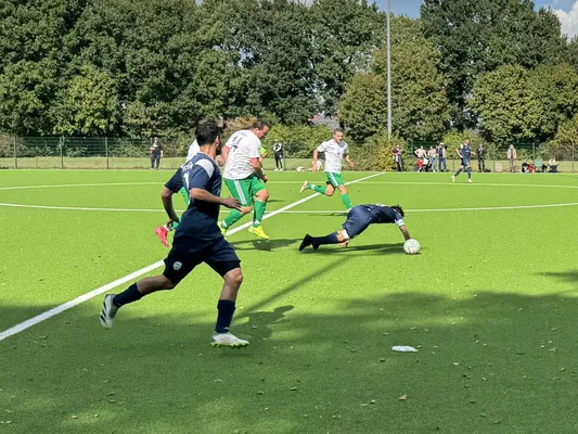 FC Gütersloh III verliert 0:6 gegen Aramäer Gütersloh