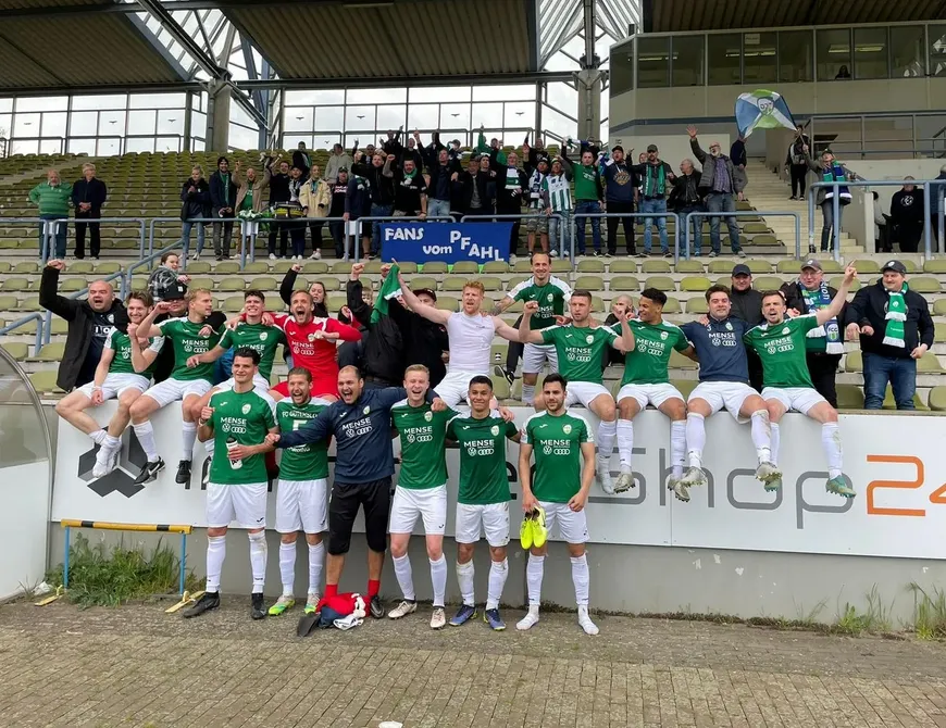Mit dem Bus zum Westfalenpokal-Spiel bei Wattenscheid 09