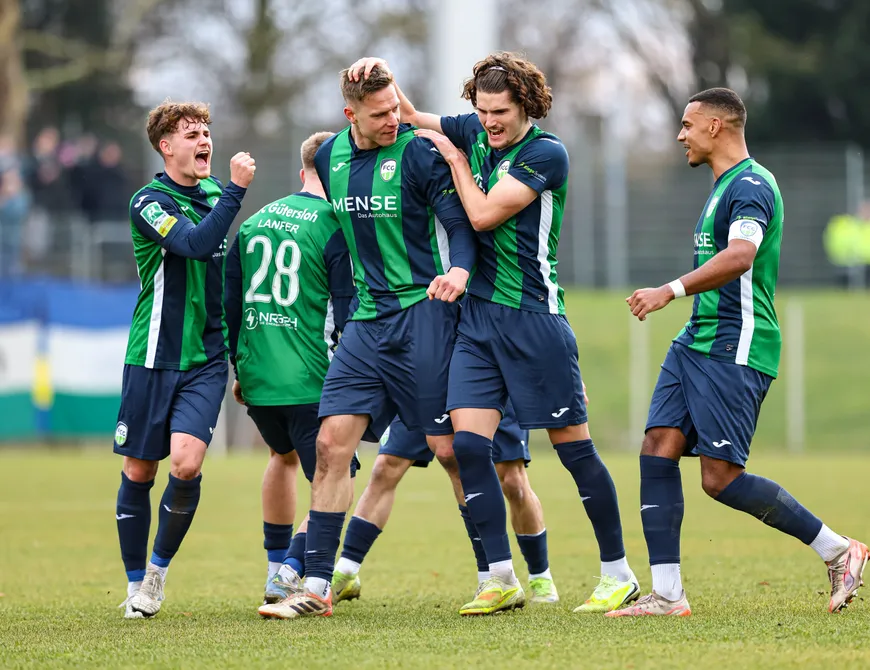 FCG jubelt über 2:0-Auswärtssieg in Düsseldorf
