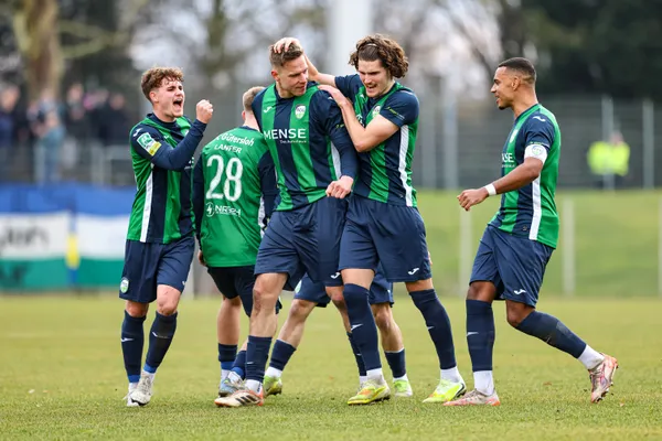 FCG jubelt über 2:0-Auswärtssieg in Düsseldorf