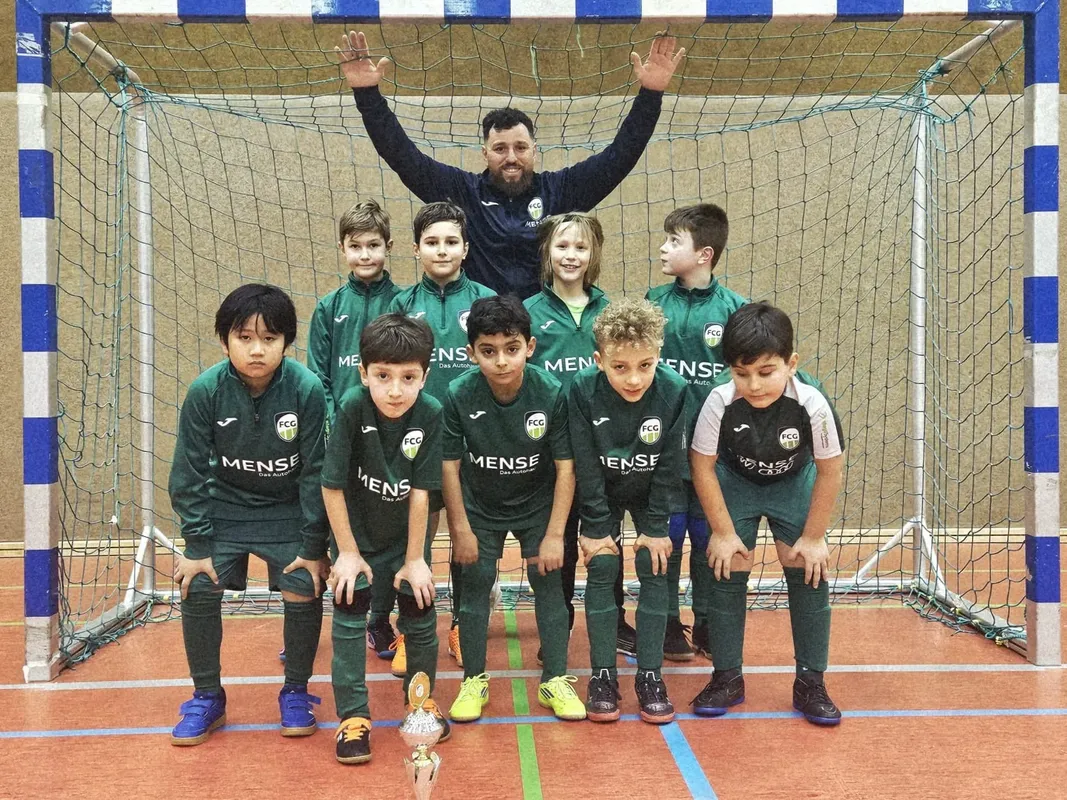 E2-, F3- und G3-Junioren überzeugen in der Halle