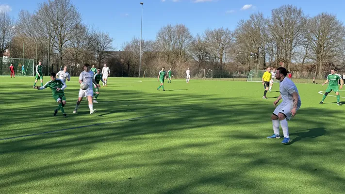 FC Gütersloh III holt Punkt im Kellerduell bei Tur Abdin II