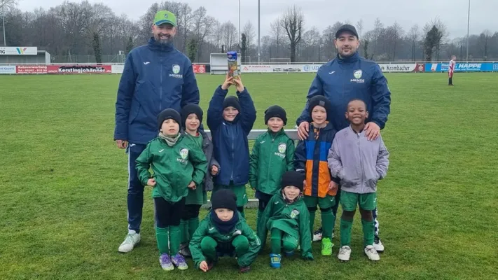 A1 verliert spät - B1 und D2 bauen Siegesserien aus