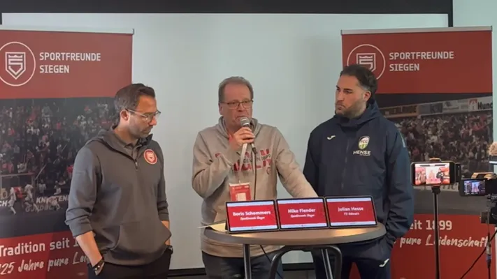 Pressekonferenz nach dem Siegen-Spiel