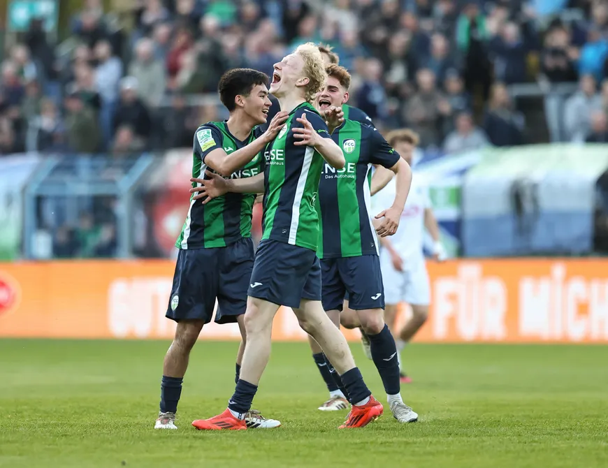 Frese-Doppelpack leitet 3:0-Sieg gegen Lotte ein