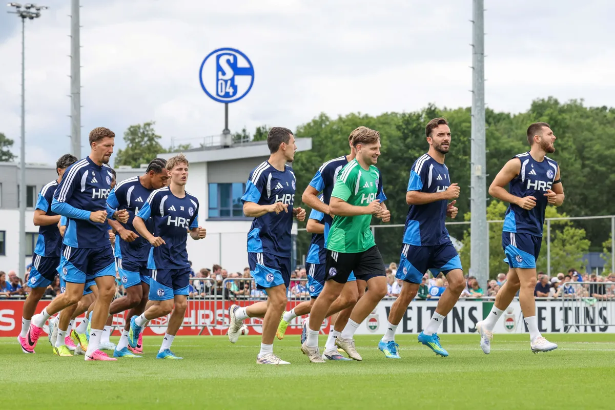 Schalke bestreitet ersten Test beim FCG