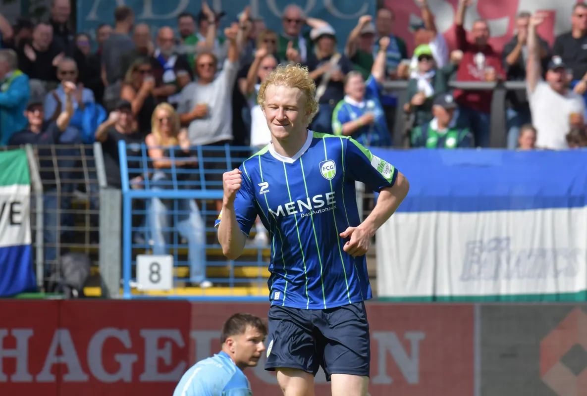 Neues Stadionheft für Hilden und Gladbach